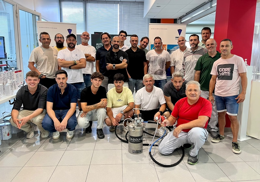 Sagola en el acabado de alta gama para el sector de náutica deportiva y de recreo: dos jornadas de formación con la gama IMRON MARINE (Axalta)
